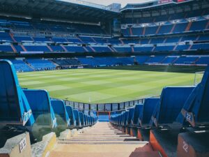 Siente la pasión del fútbol en una experiencia única y exclusiva.