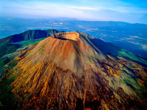 Viajar_a_Italia_desde_casa. Volcán